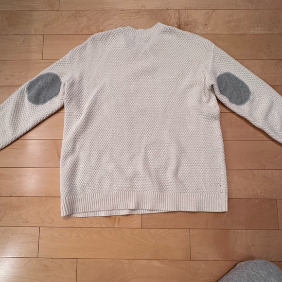 Urban Outfitters knit sweater - Picture 3 of 3